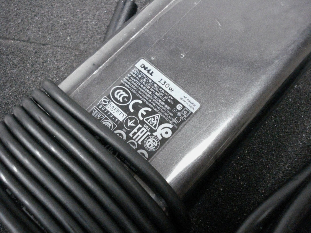 Dell Original 130W AC Adapter Laptop Charger ( 4.5 mm ) ( 1 Yr Warranty ) Model No : DA130PM130